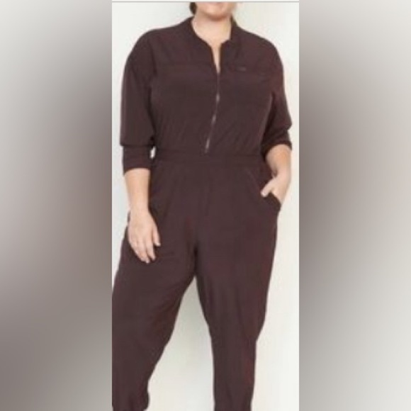 Old Navy Women's Long-Sleeve StretchTech Crop Zip Bomber Jumpsuit in brown 2X - Picture 1 of 9